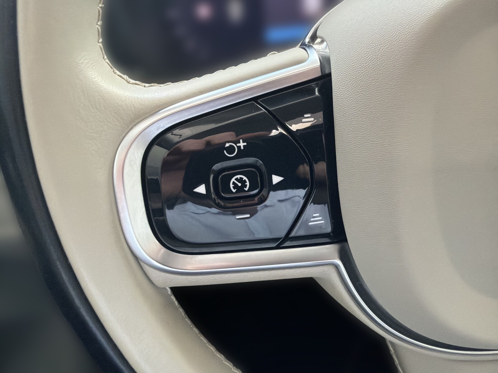 Volvo XC 60 - zdjęcie 28