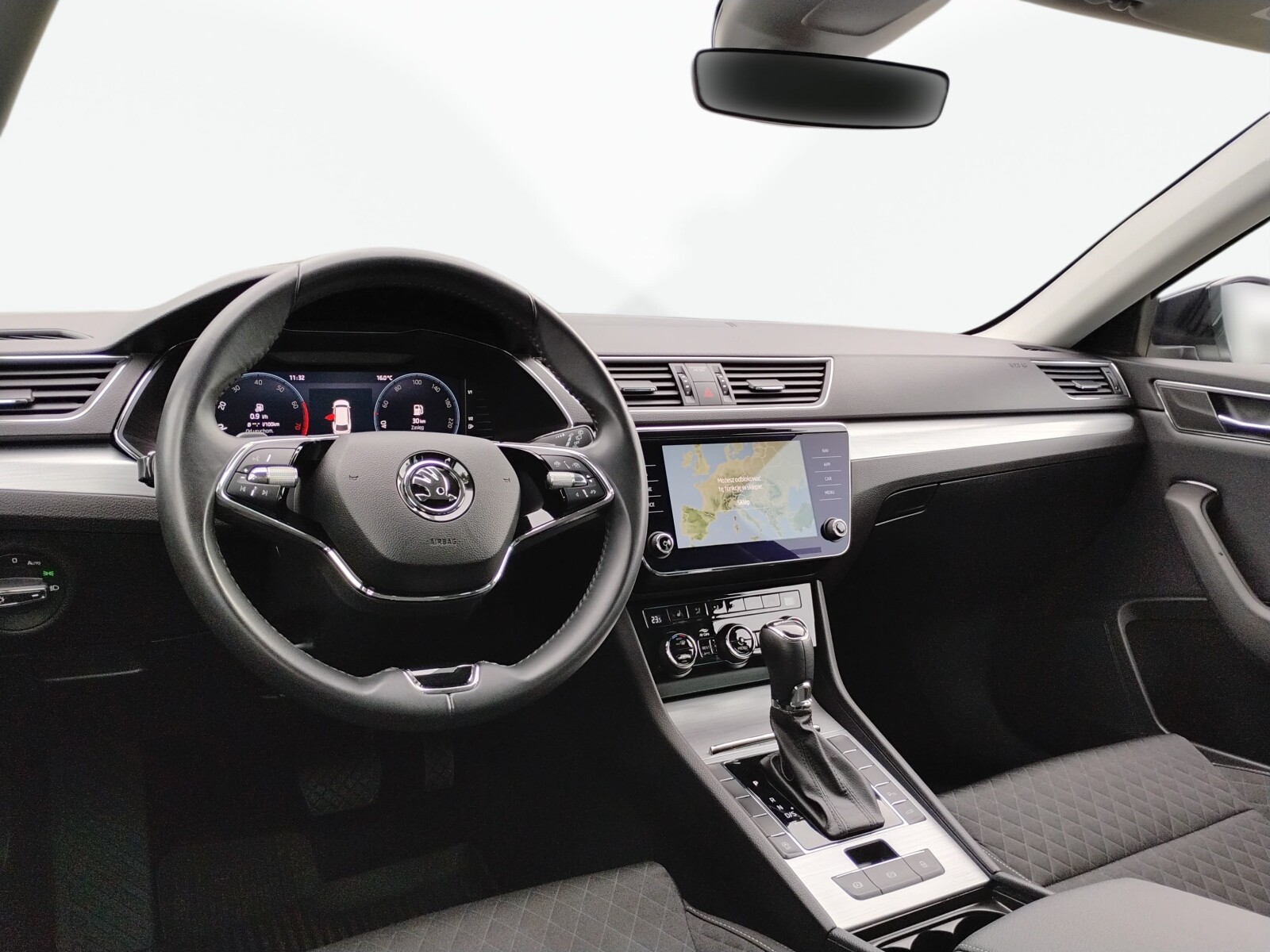 Škoda Superb Combi - zdjęcie 9