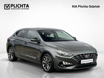 Salon Polska AUTOMAT 48V 160 KM Podgrz.fotele Kamera Fastback