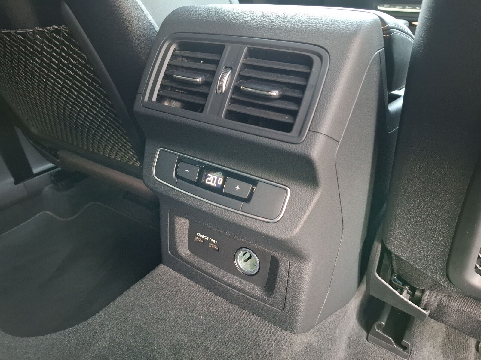 Audi Q5 - zdjęcie 22