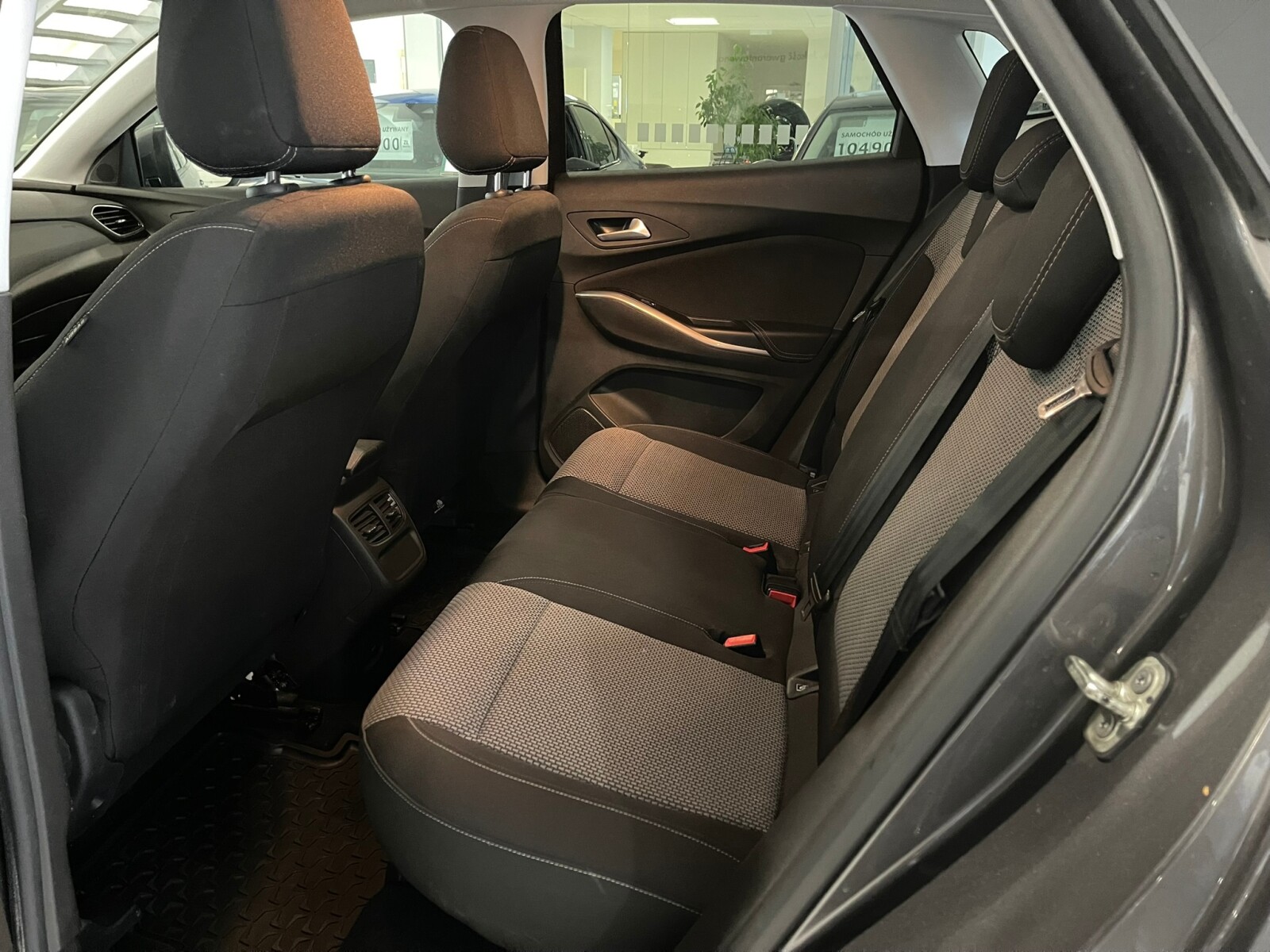 Opel Grandland X - zdjęcie 11