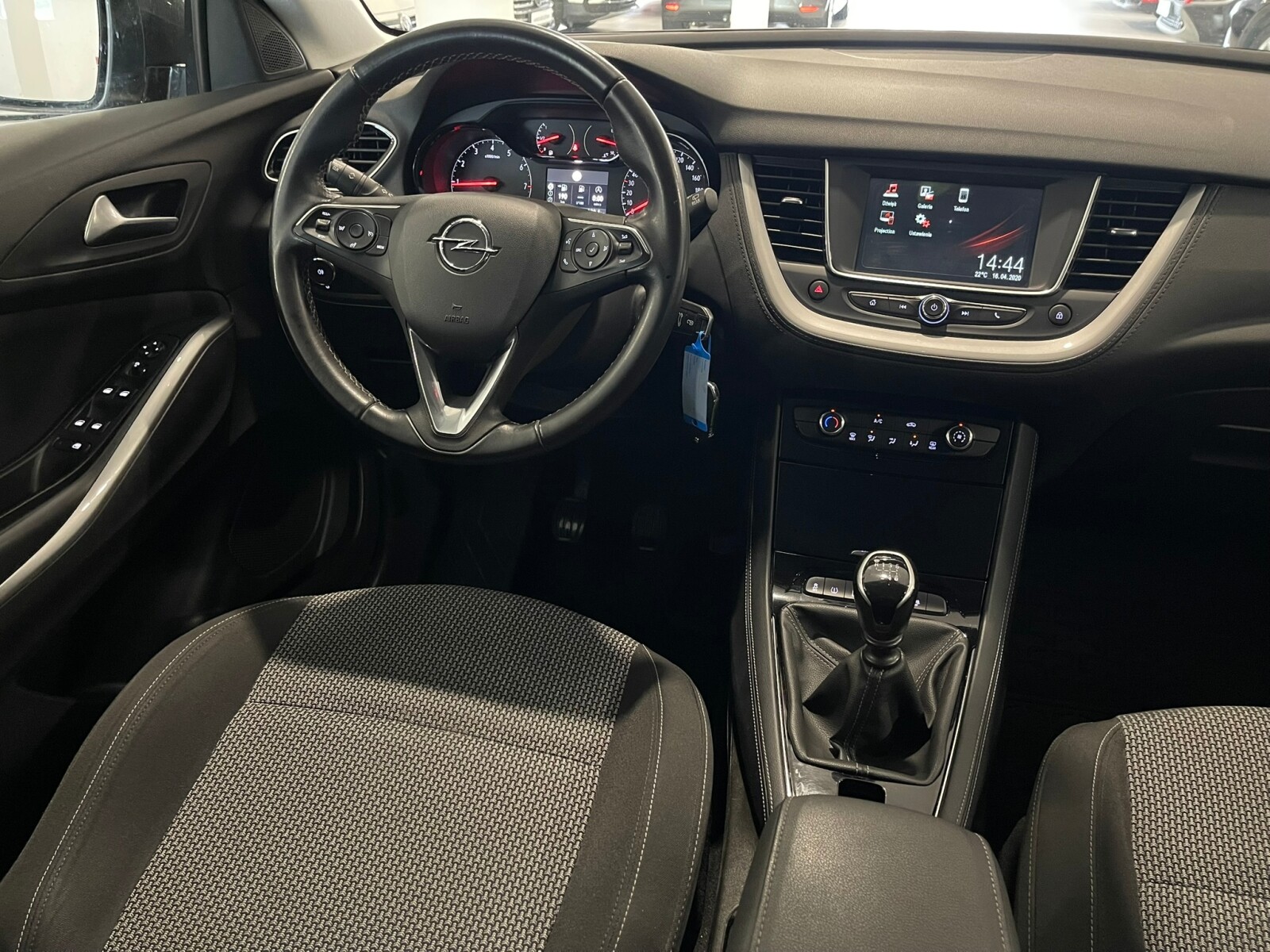 Opel Grandland X - zdjęcie 15