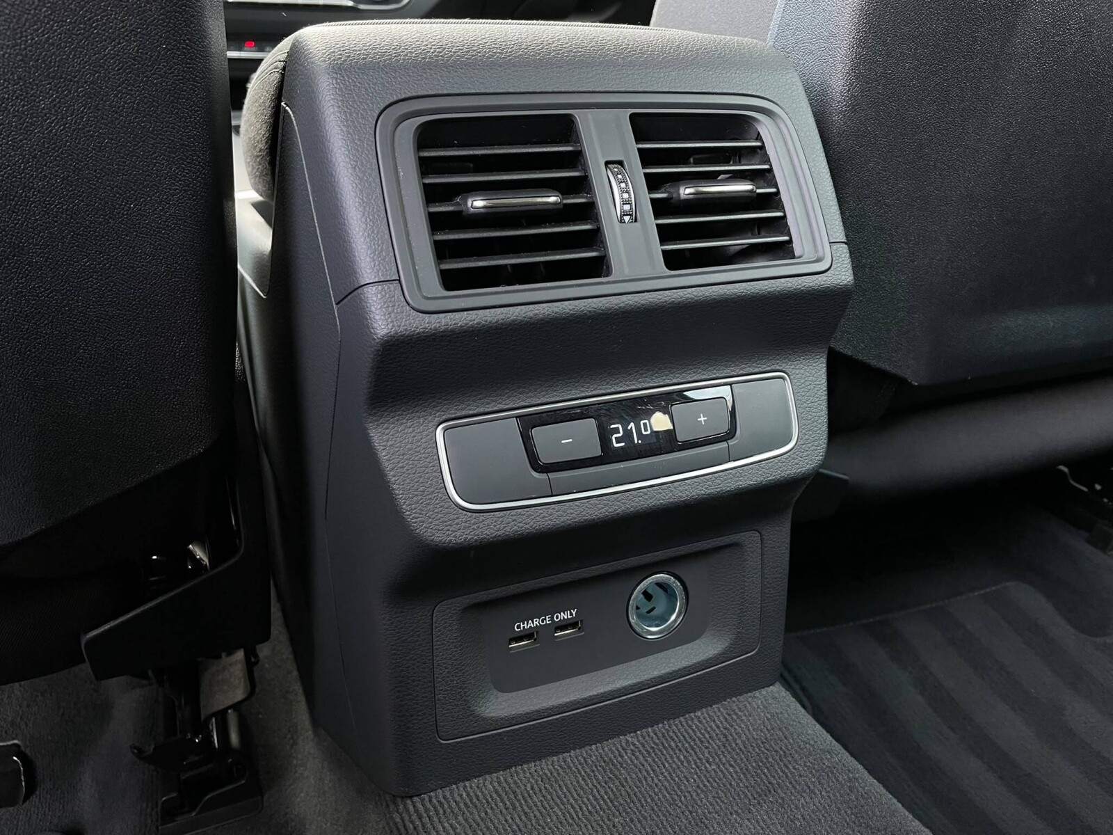 Audi Q5 - zdjęcie 13