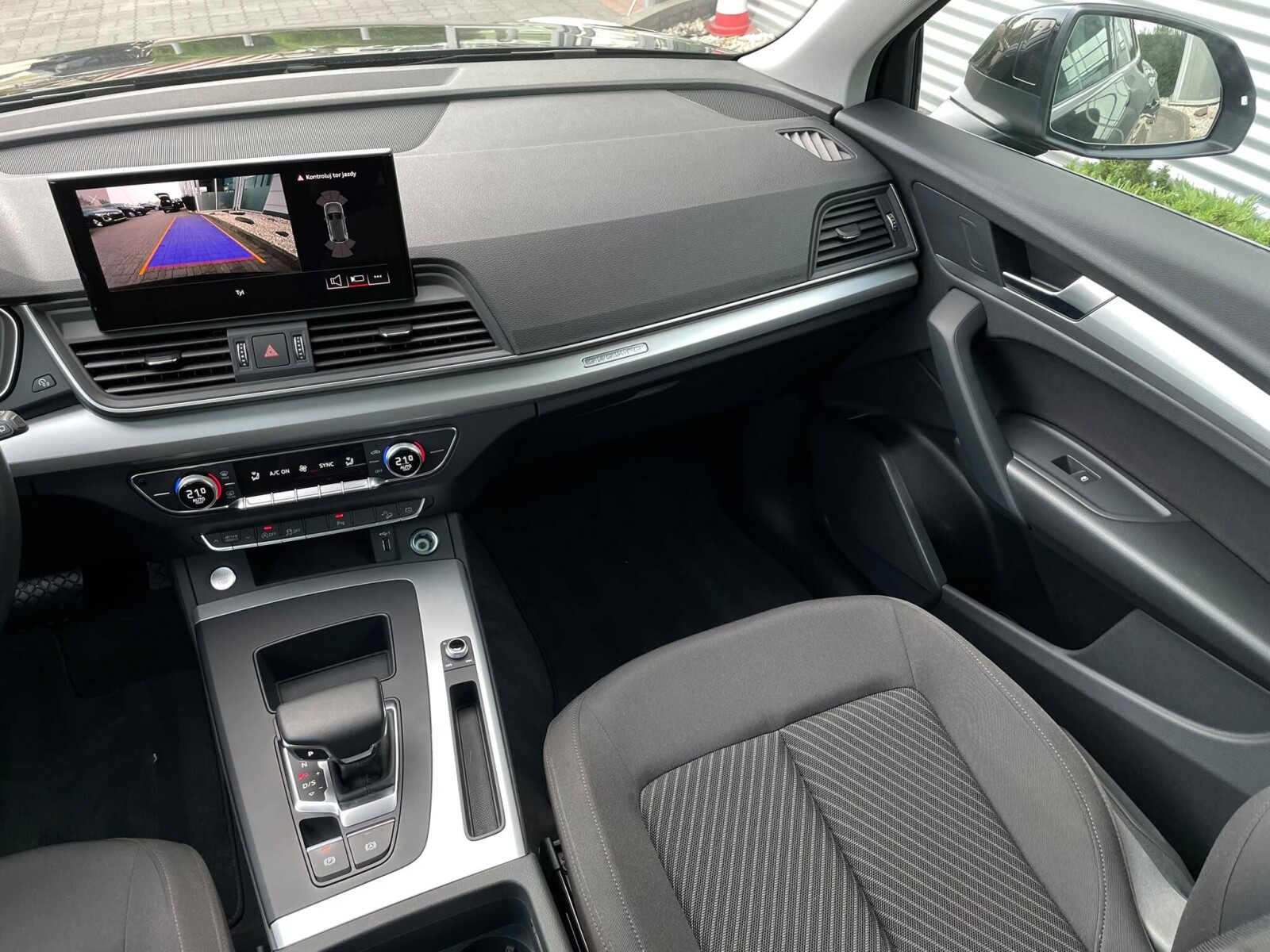 Audi Q5 - zdjęcie 16