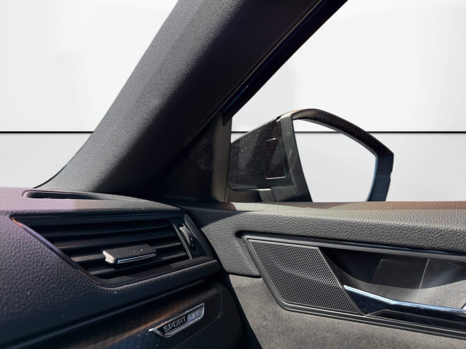 Škoda Superb - zdjęcie 32
