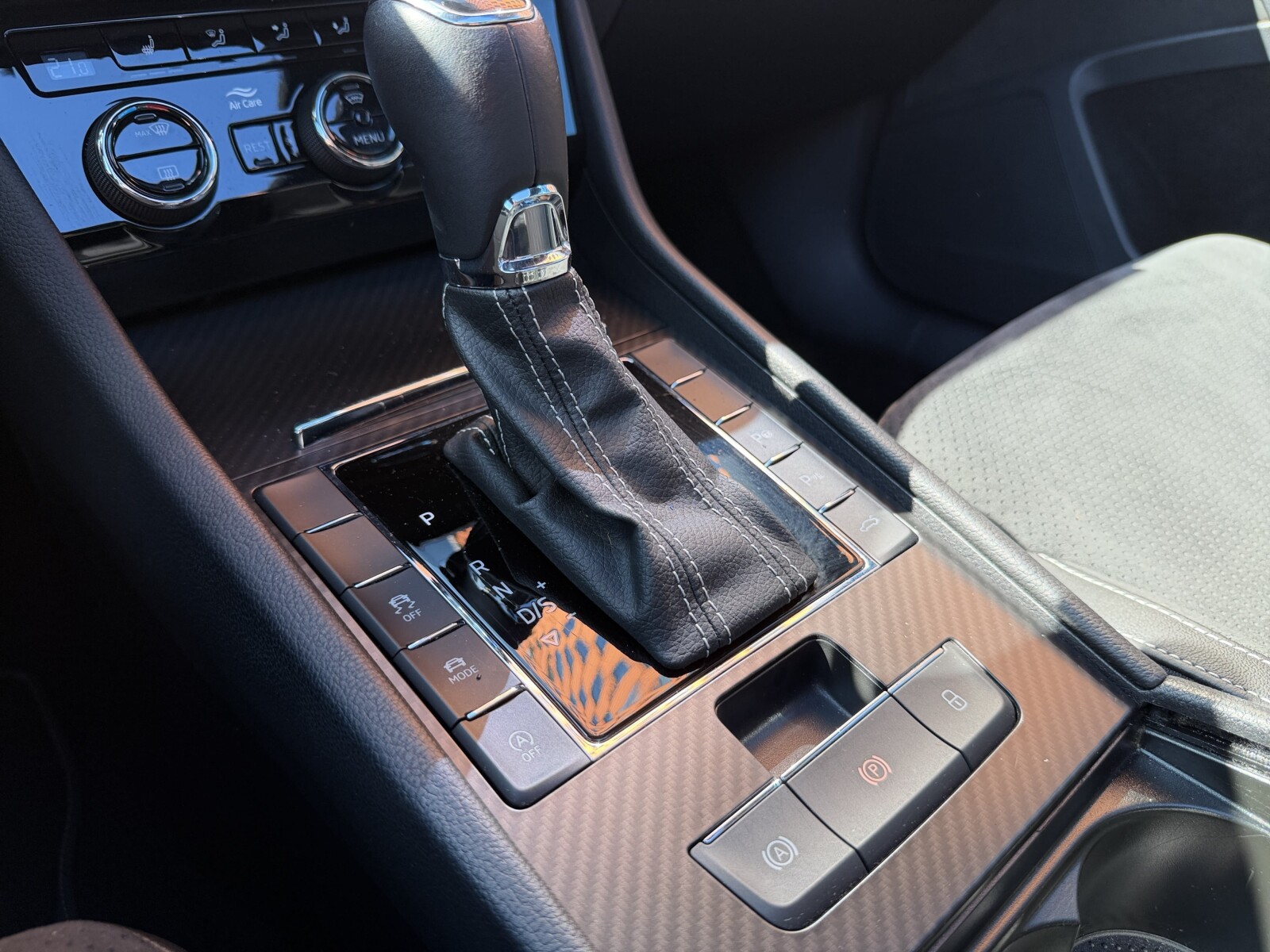 Škoda Superb - zdjęcie 21