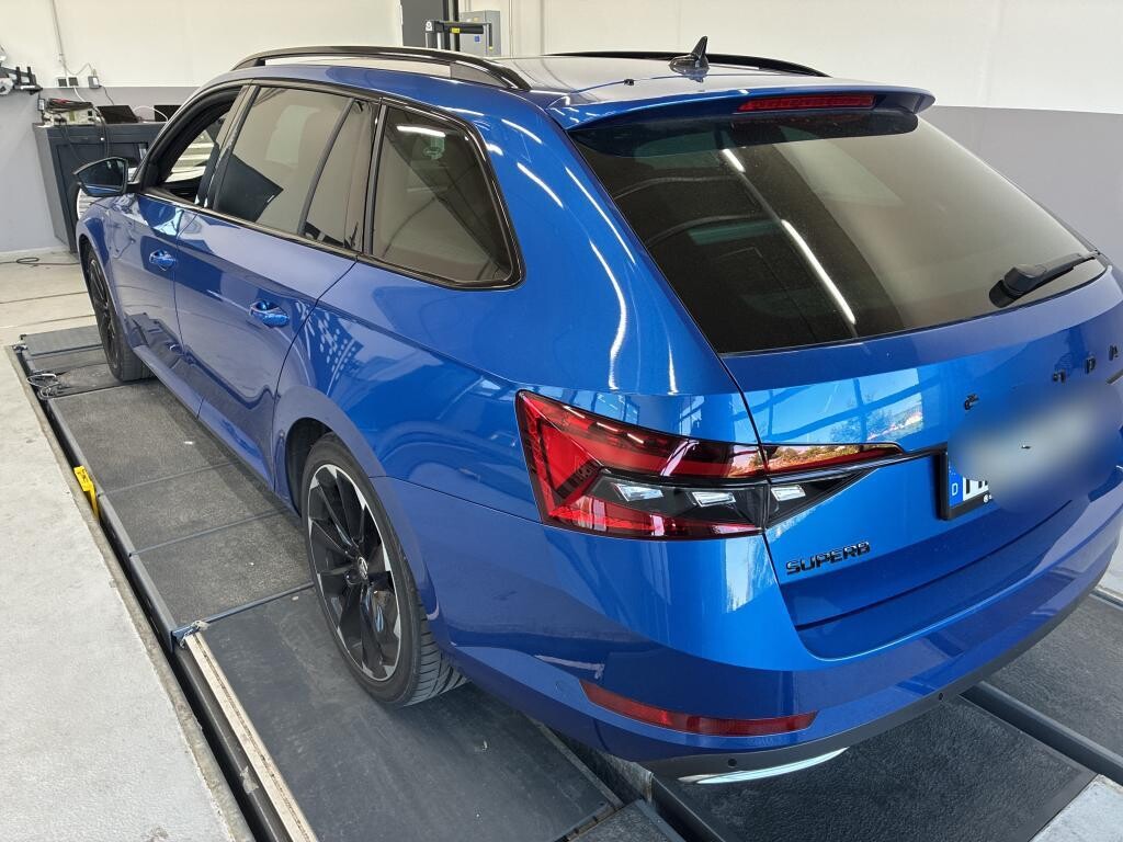 Škoda Superb - zdjęcie 3