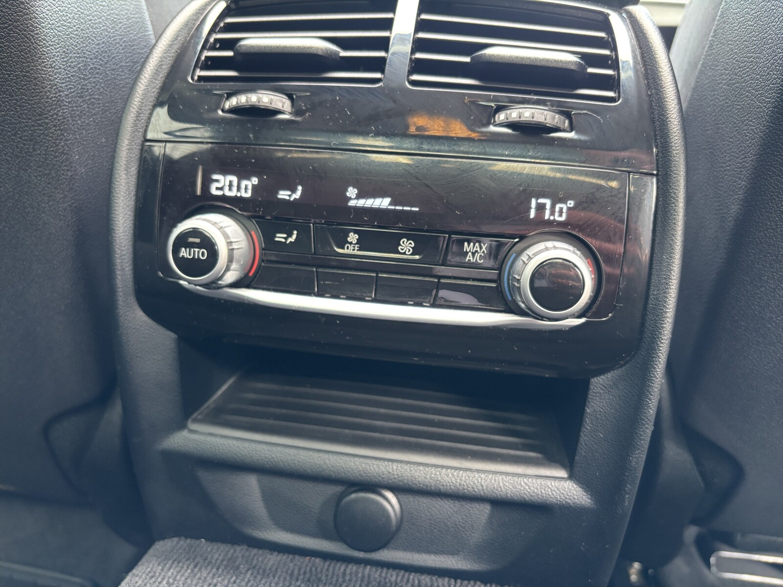 BMW 550 - zdjęcie 22