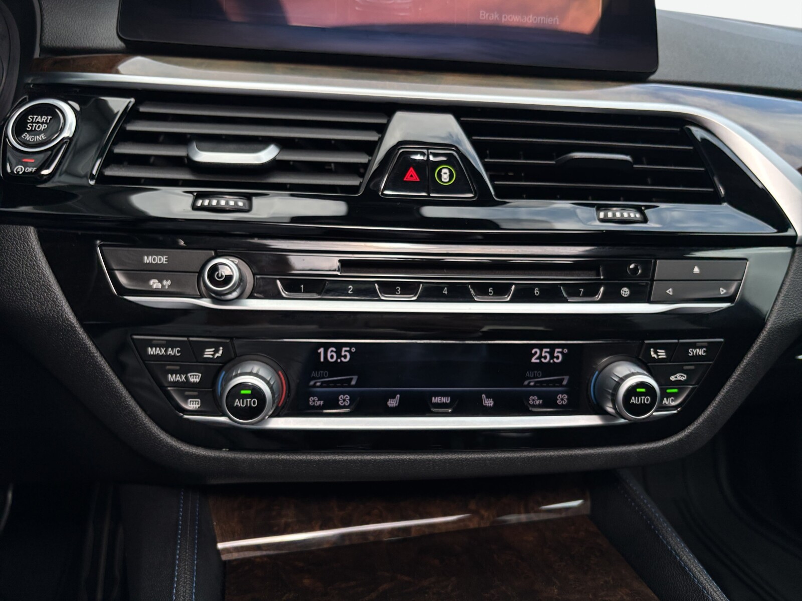 BMW 550 - zdjęcie 25