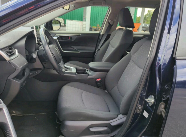 Toyota RAV 4 - zdjęcie 4