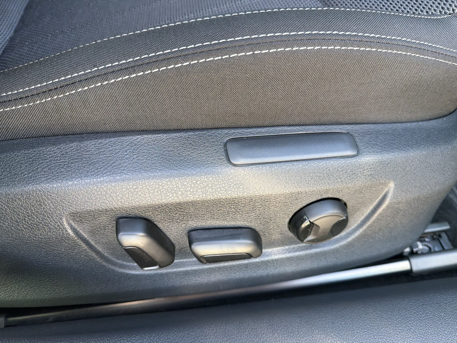 Škoda Superb - zdjęcie 17