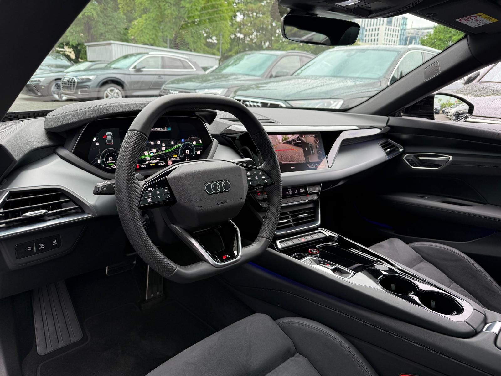 Audi S e-tron GT - zdjęcie 14