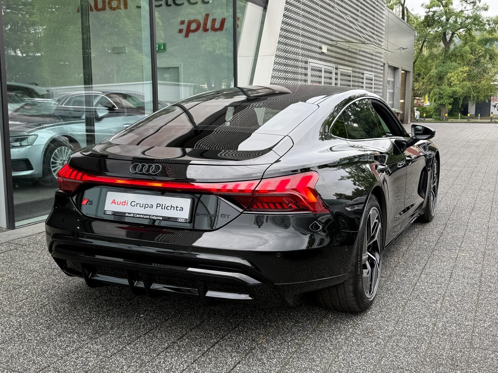 Audi S e-tron GT - zdjęcie 11