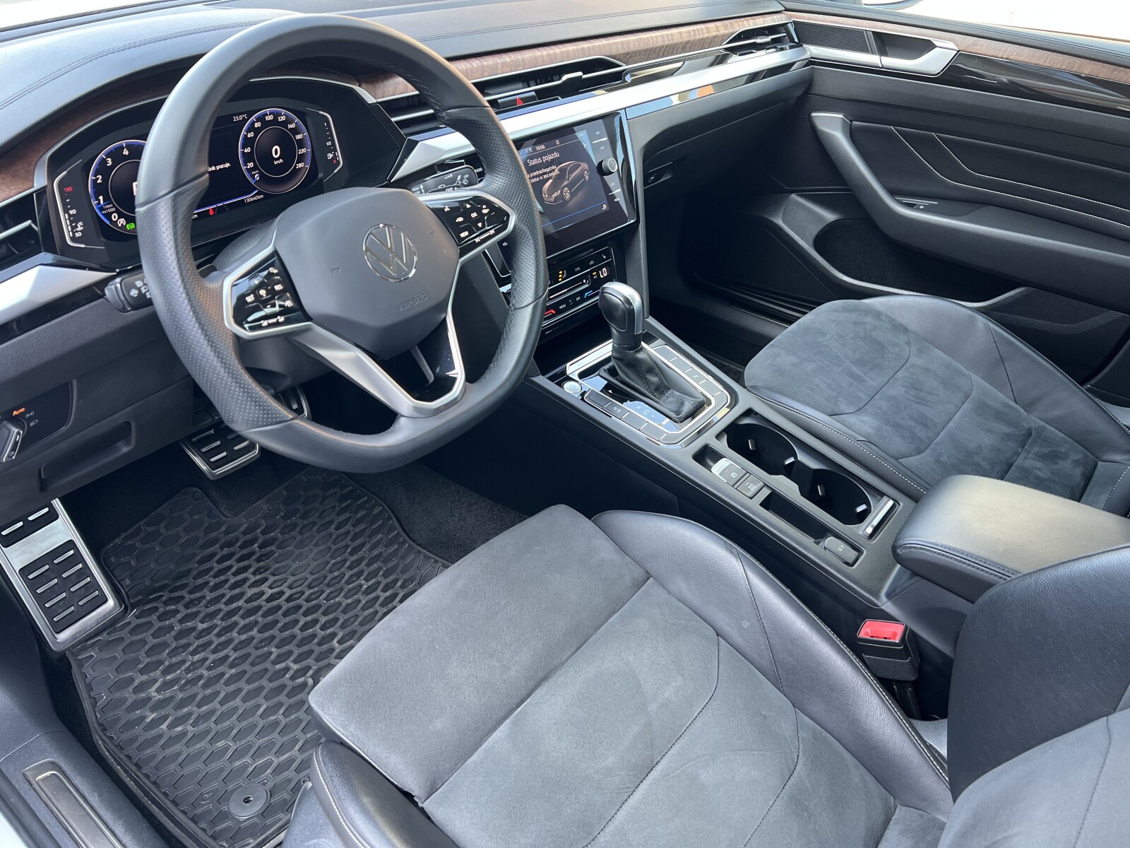 Volkswagen Arteon - zdjęcie 10