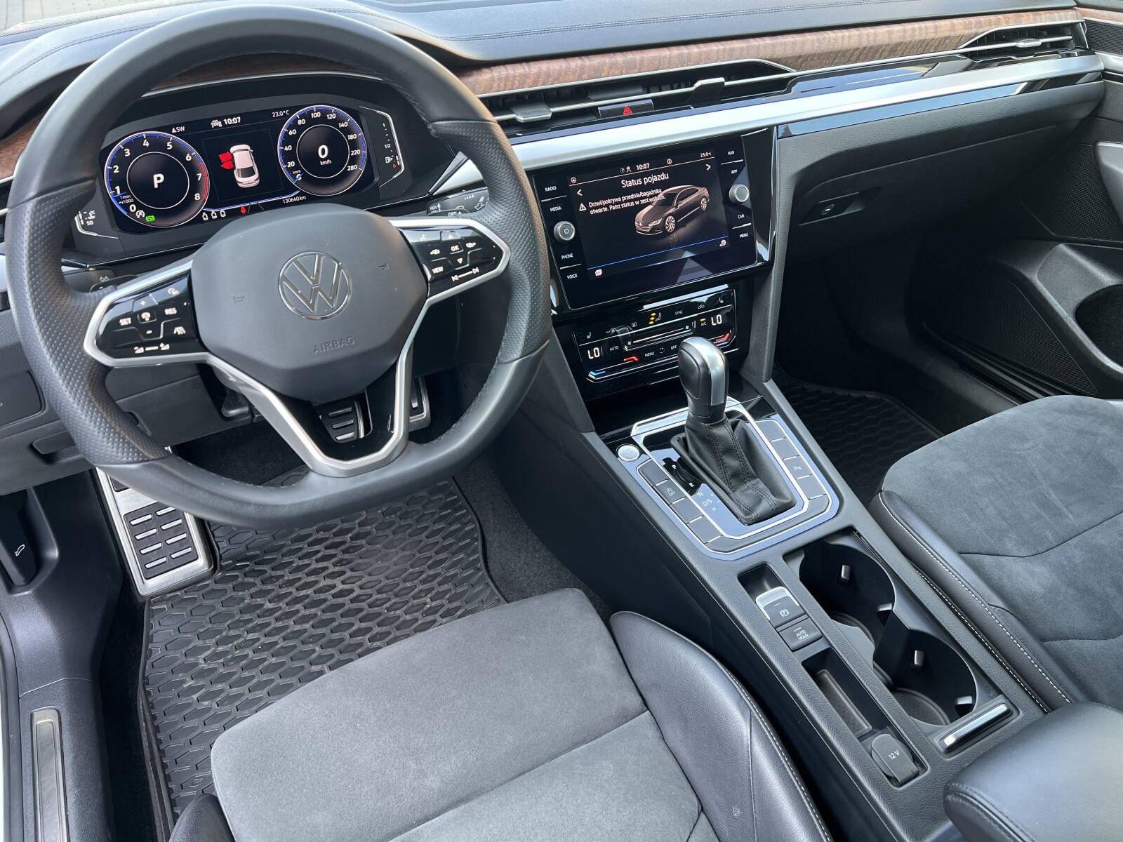 Volkswagen Arteon - zdjęcie 27
