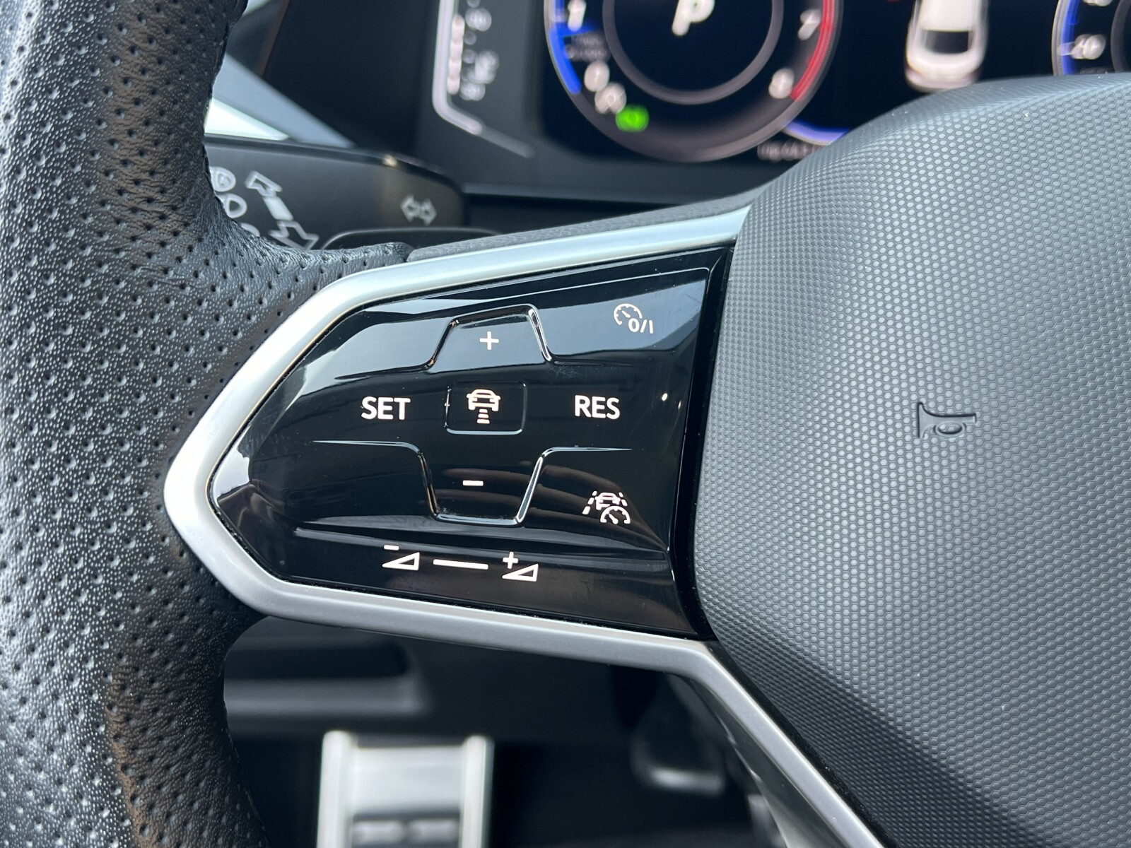 Volkswagen Arteon - zdjęcie 21