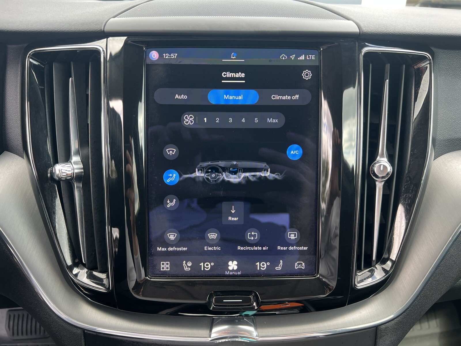 Volvo XC 60 - zdjęcie 19