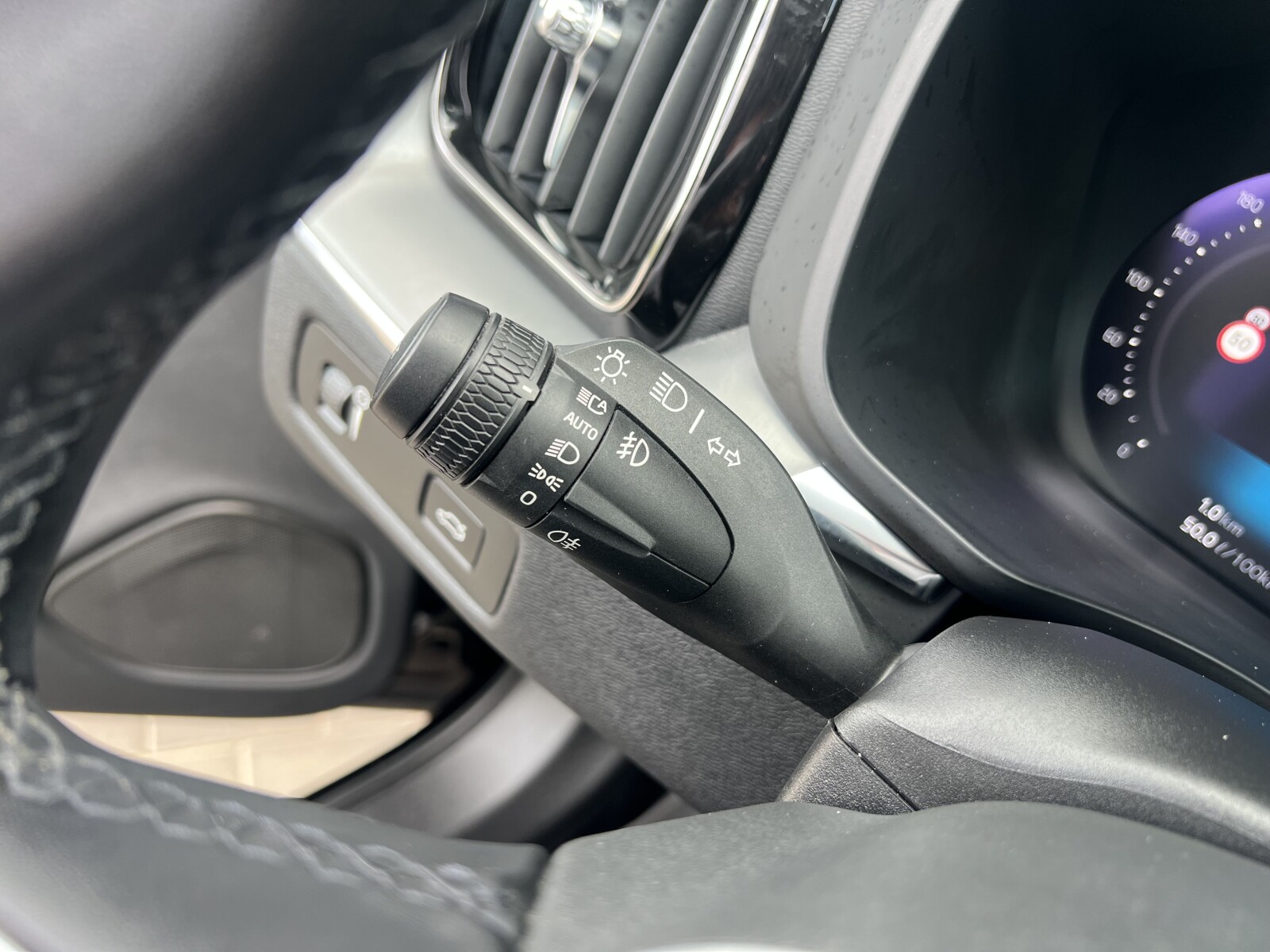 Volvo XC 60 - zdjęcie 13