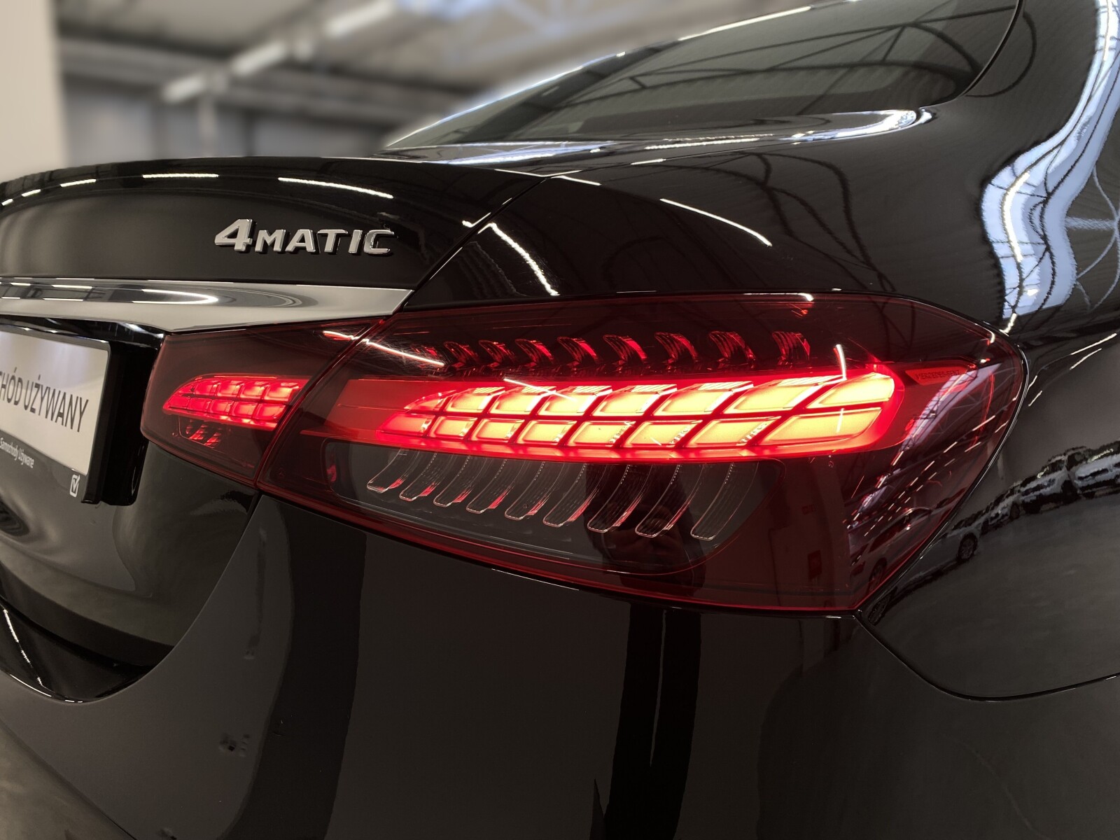 Mercedes-Benz E 220 - zdjęcie 9