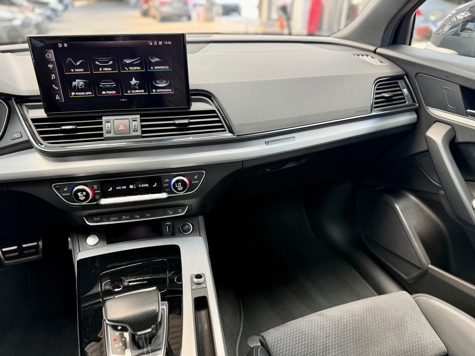 Audi Q5 - zdjęcie 16