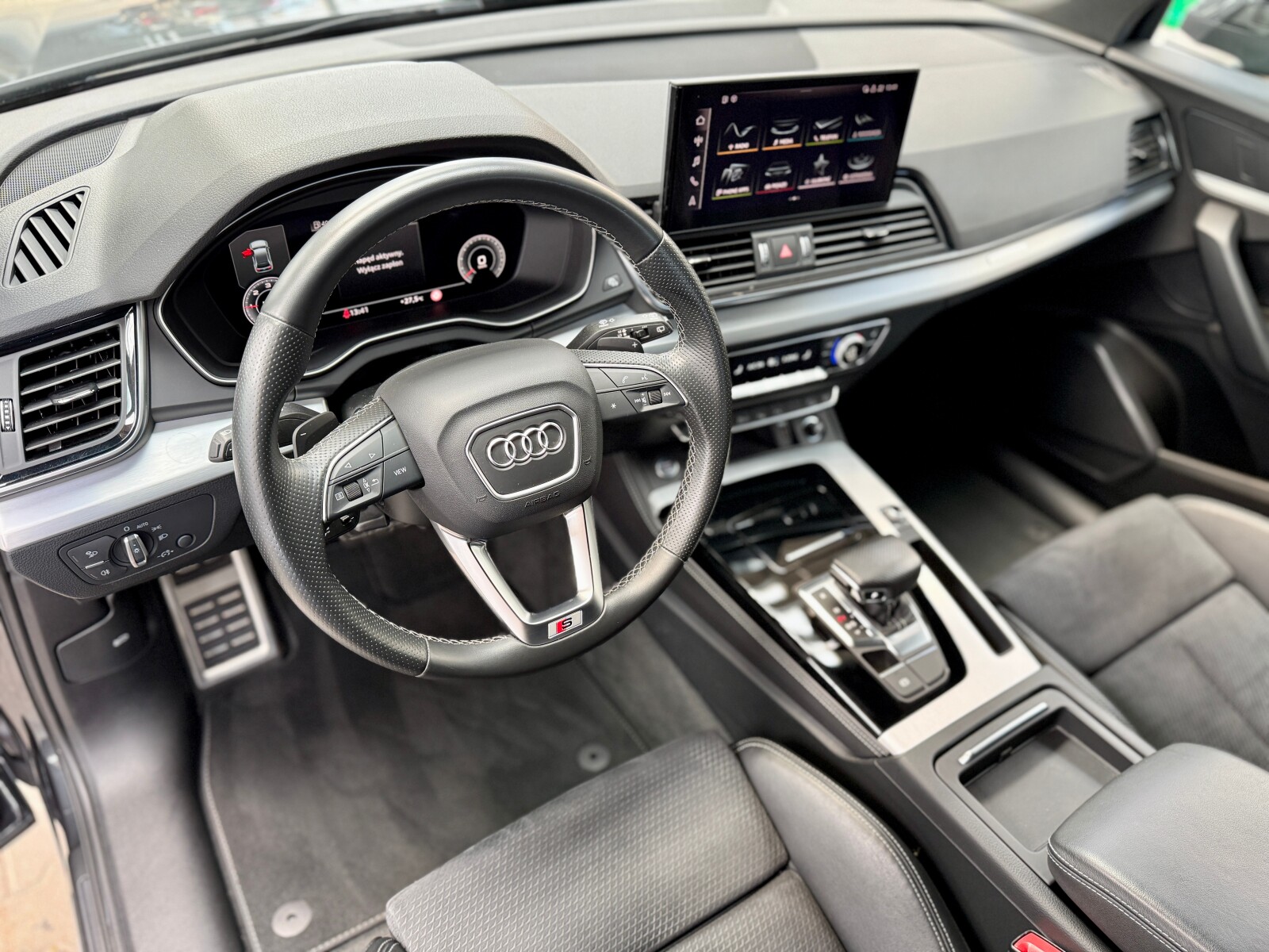 Audi Q5 - zdjęcie 21