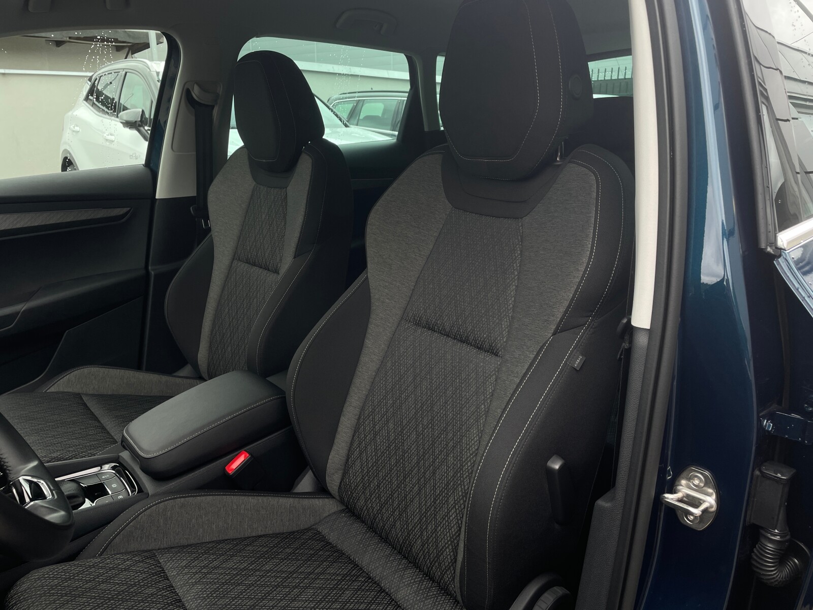 Škoda Karoq - zdjęcie 10