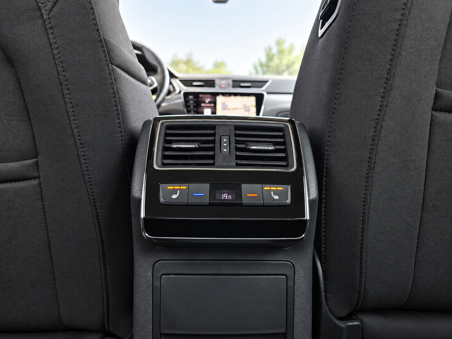 Škoda Superb - zdjęcie 17