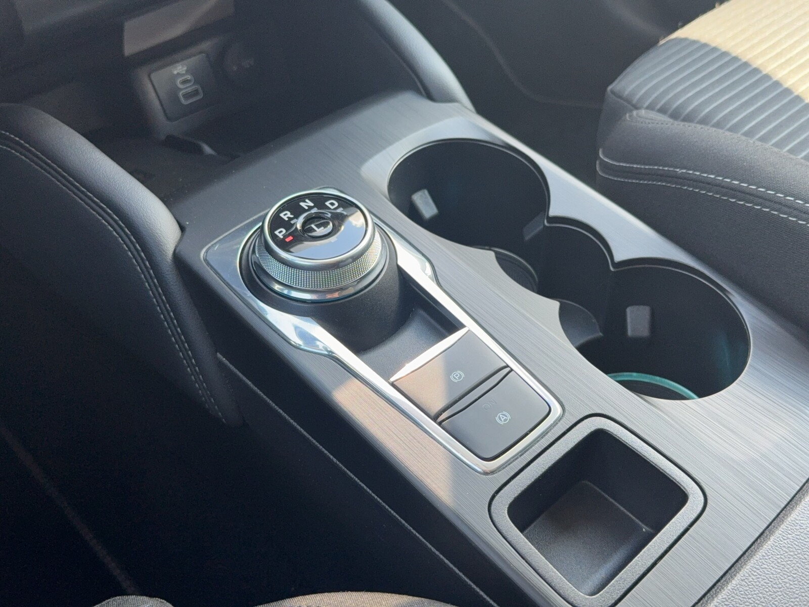 Ford Focus - zdjęcie 21