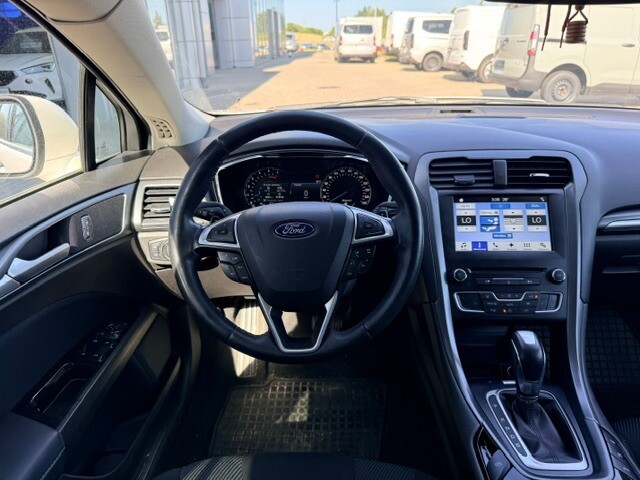 Ford Mondeo - zdjęcie 6