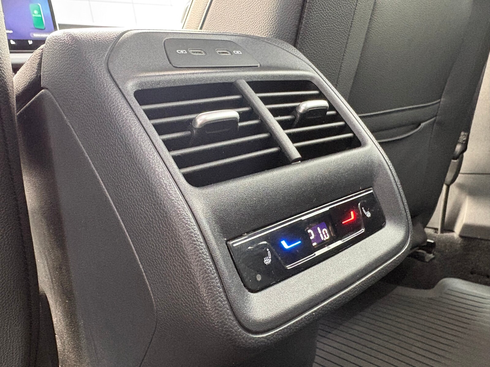 Škoda Superb Combi - zdjęcie 13