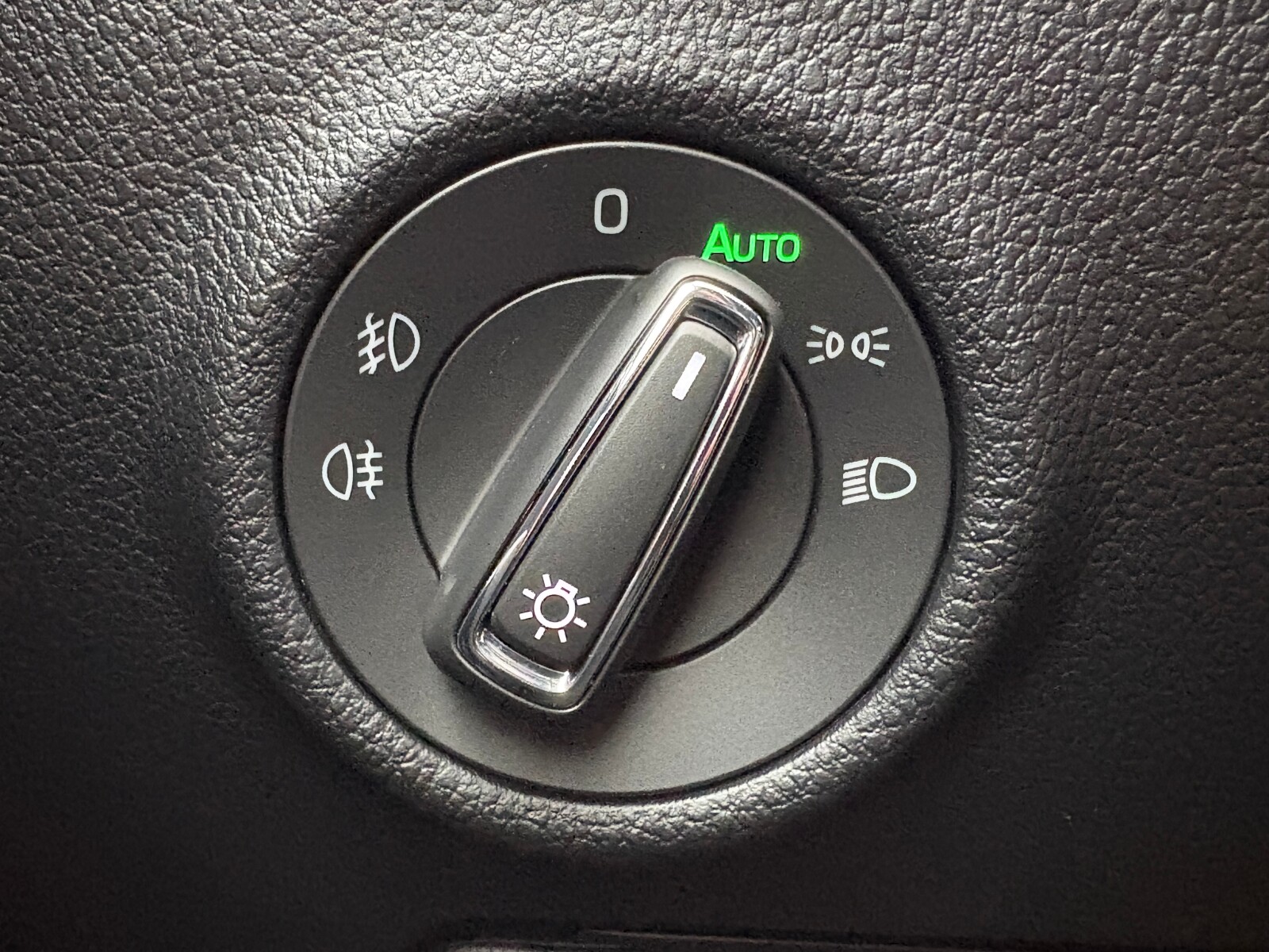 Škoda Superb Combi - zdjęcie 28