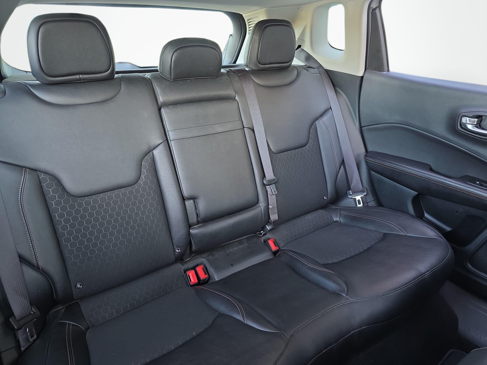 Jeep Compass - zdjęcie 27