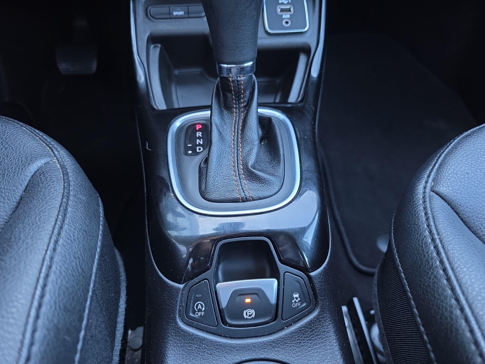 Jeep Compass - zdjęcie 25