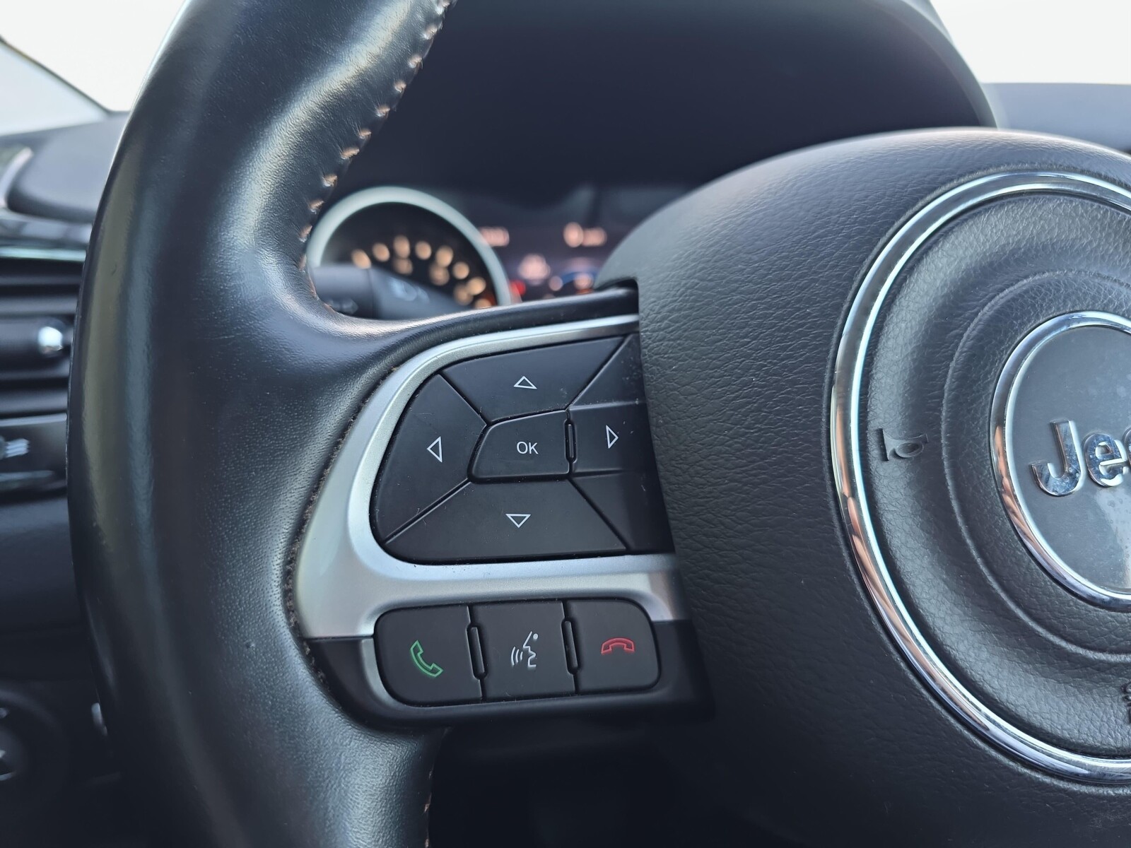 Jeep Compass - zdjęcie 13