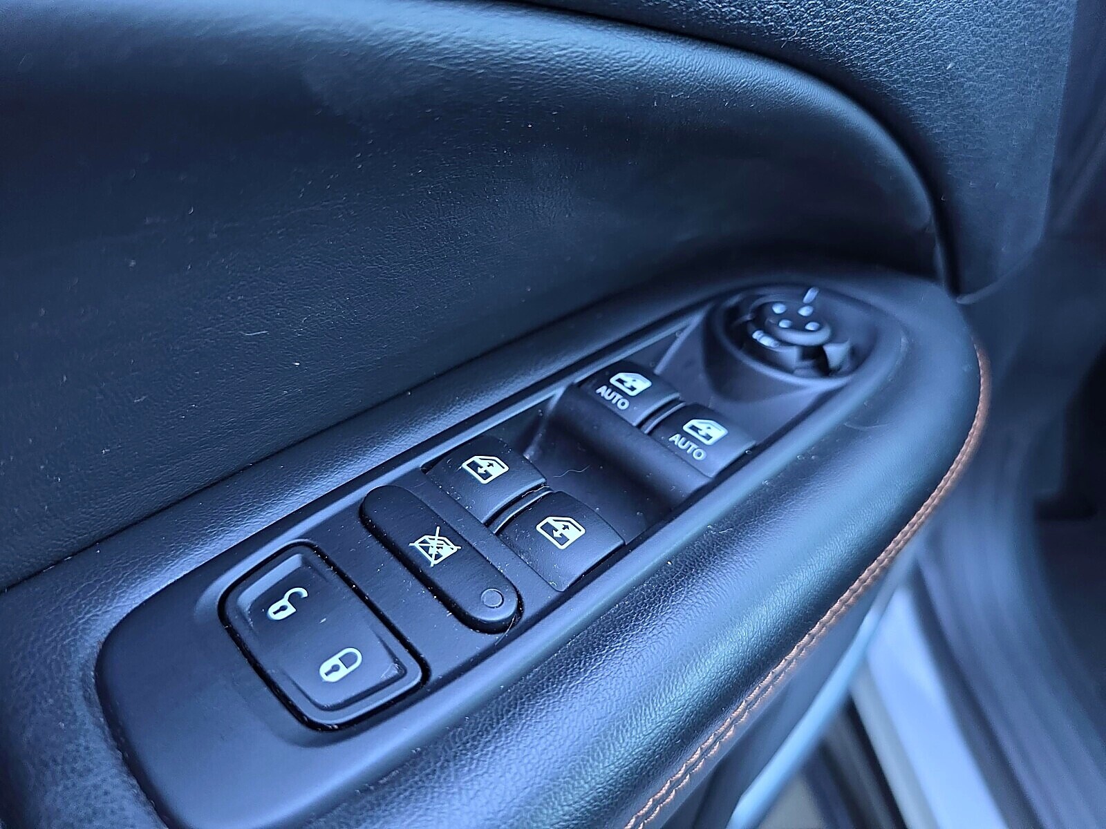 Jeep Compass - zdjęcie 27