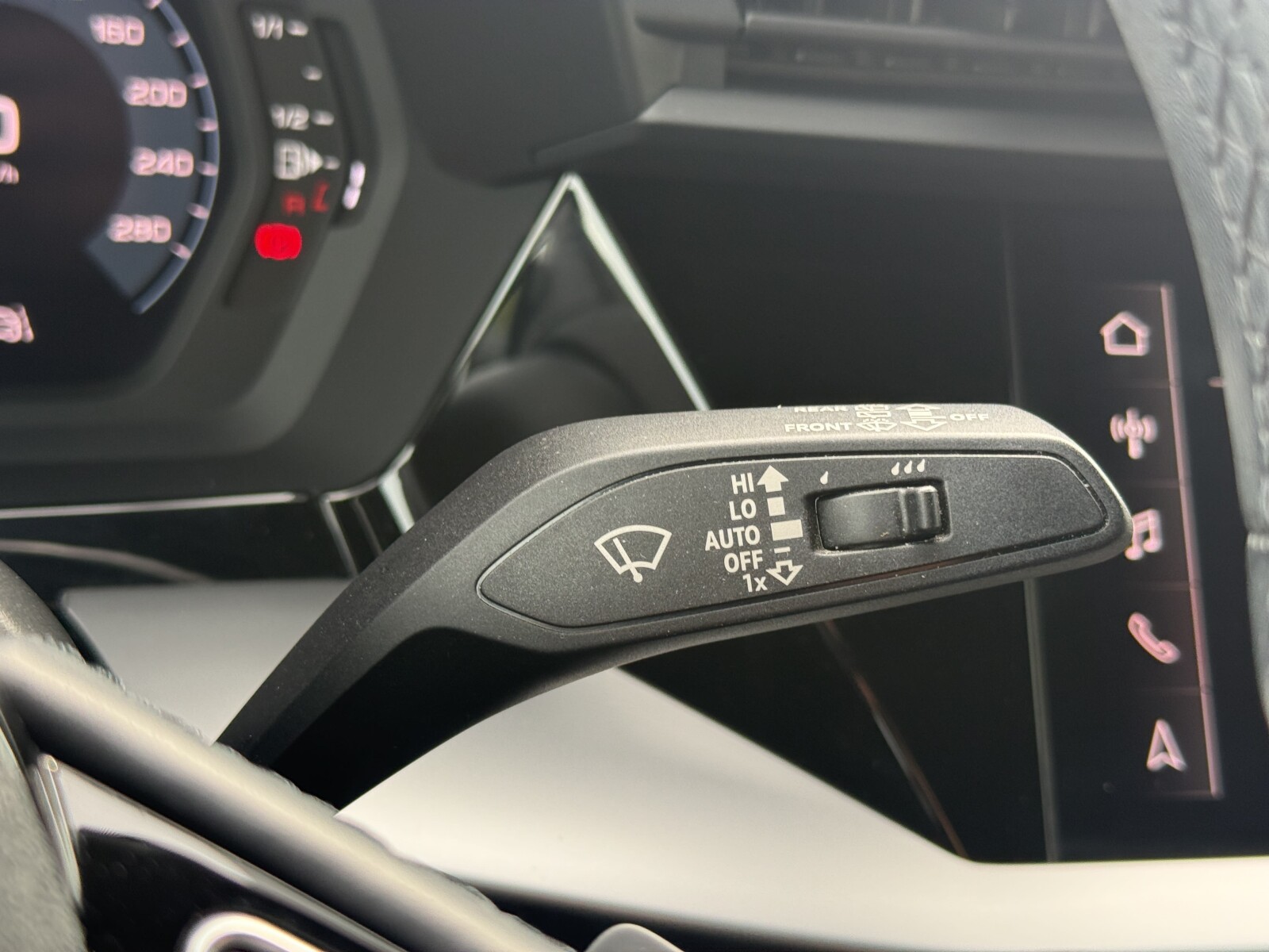 Audi A3 Sportback - zdjęcie 33