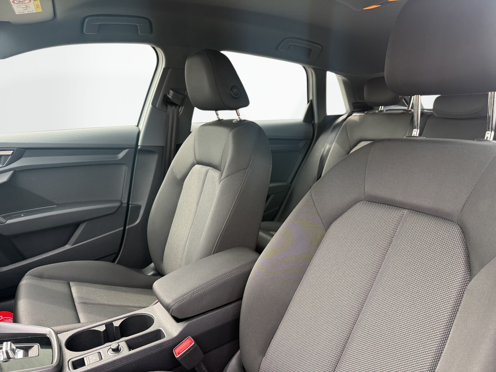 Audi A3 Sportback - zdjęcie 11