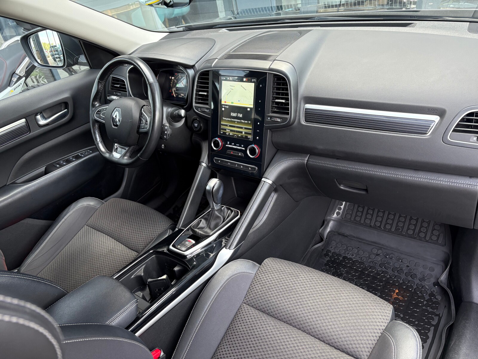 Renault Koleos - zdjęcie 16