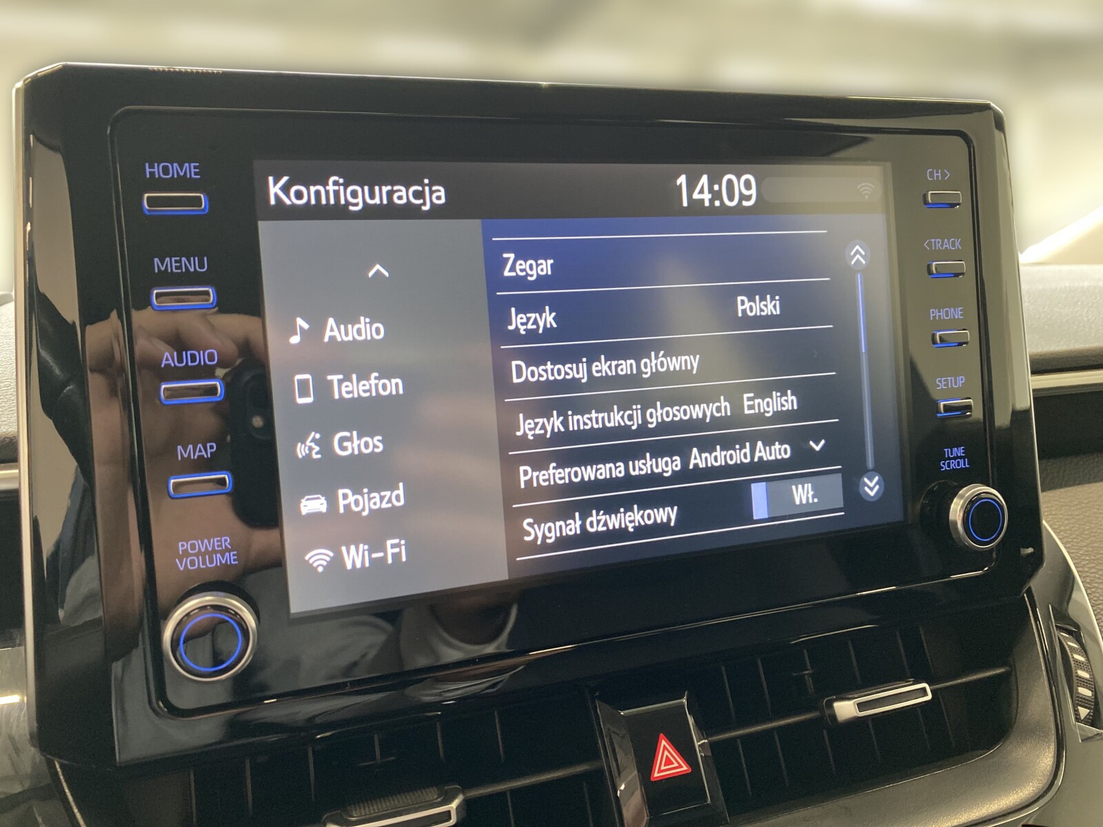 Toyota Corolla - zdjęcie 17