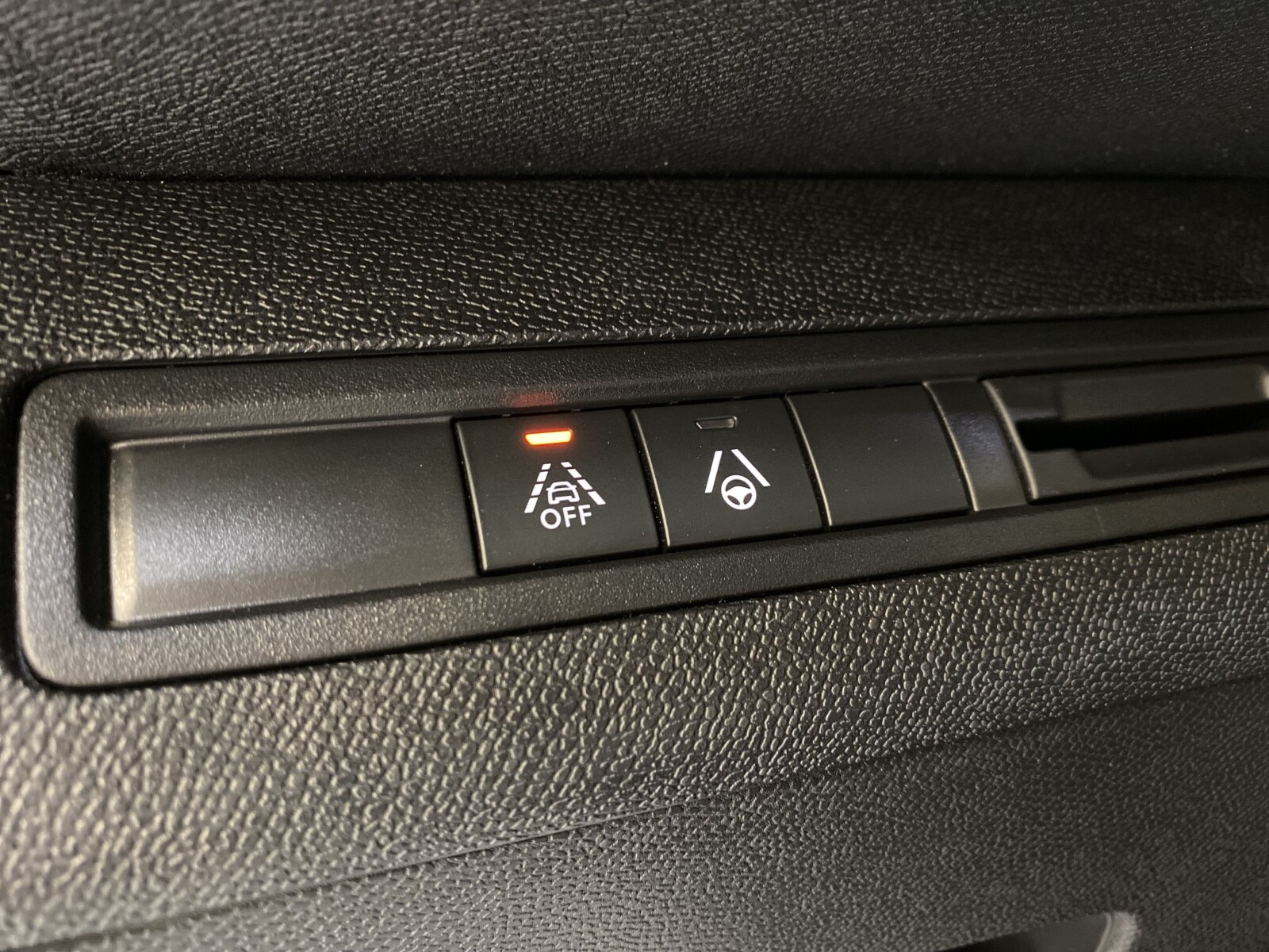 Peugeot 3008 - zdjęcie 33