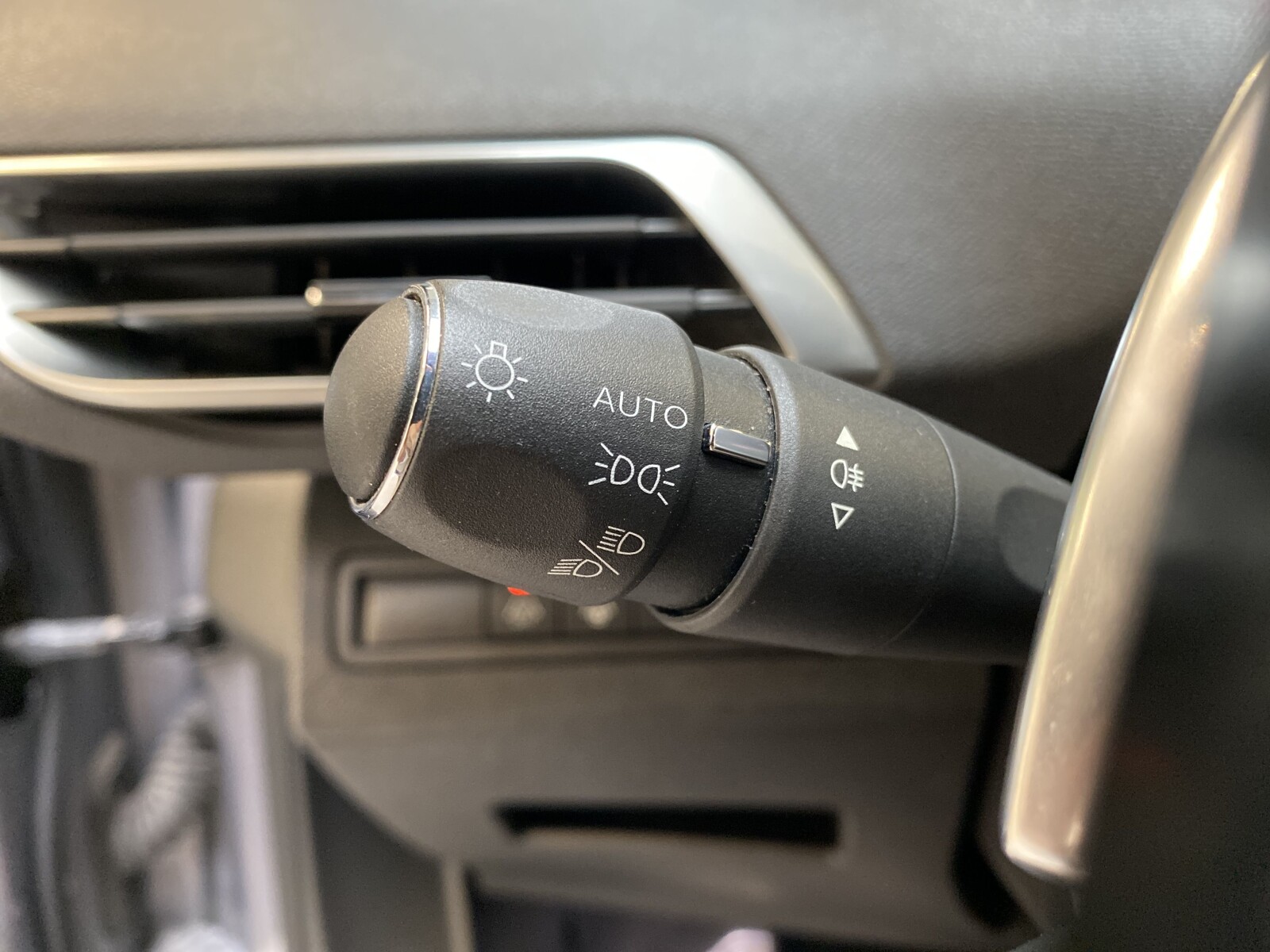 Peugeot 3008 - zdjęcie 30