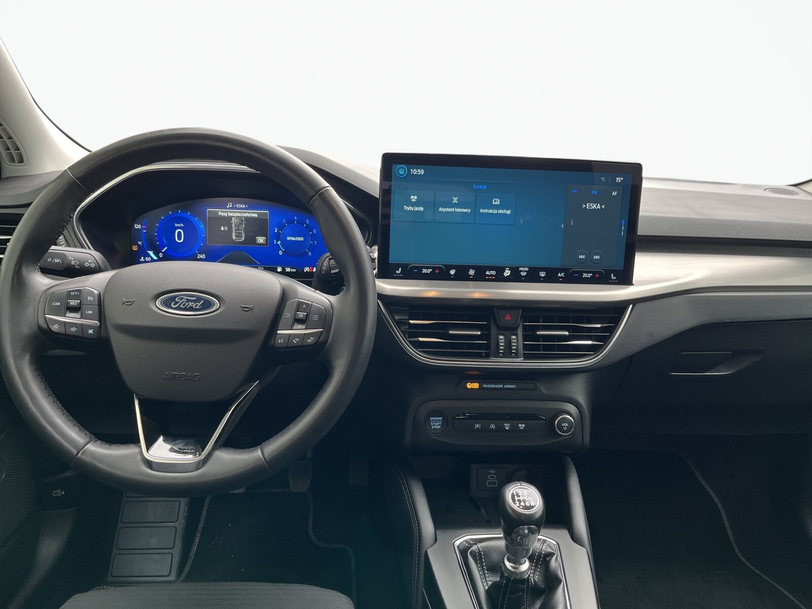 Ford Focus - zdjęcie 16