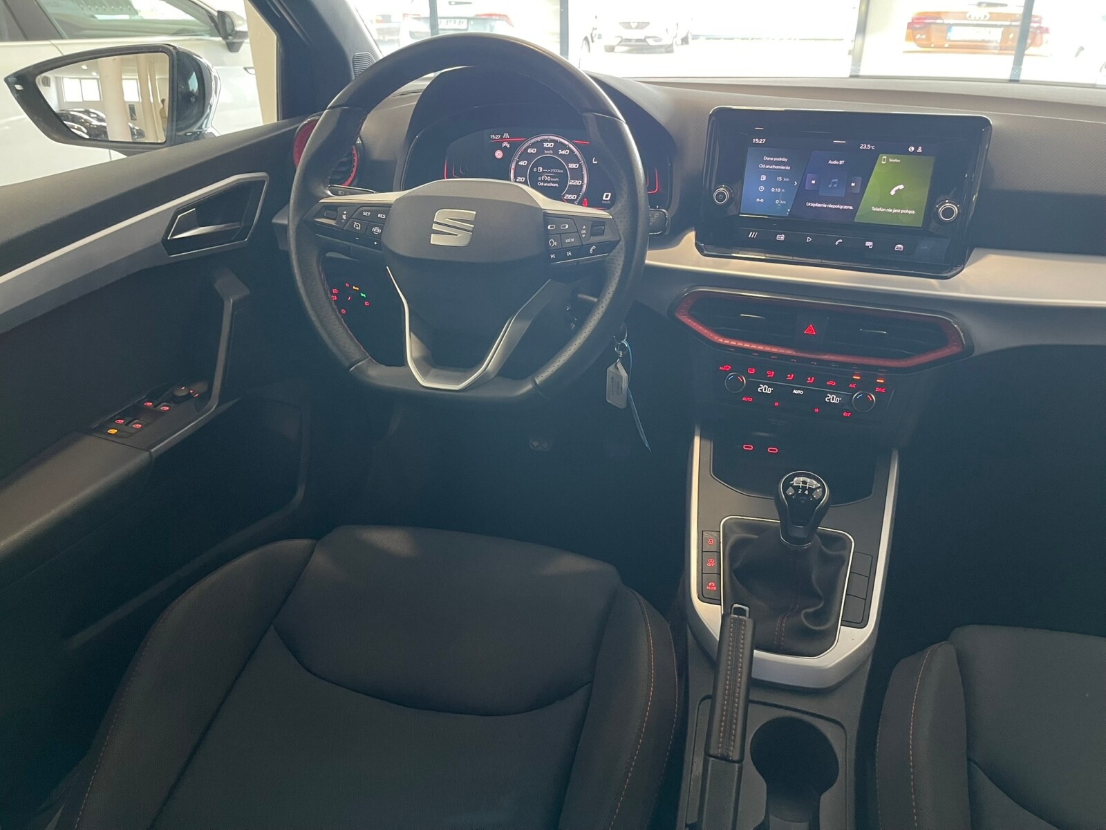 Seat Arona - zdjęcie 13