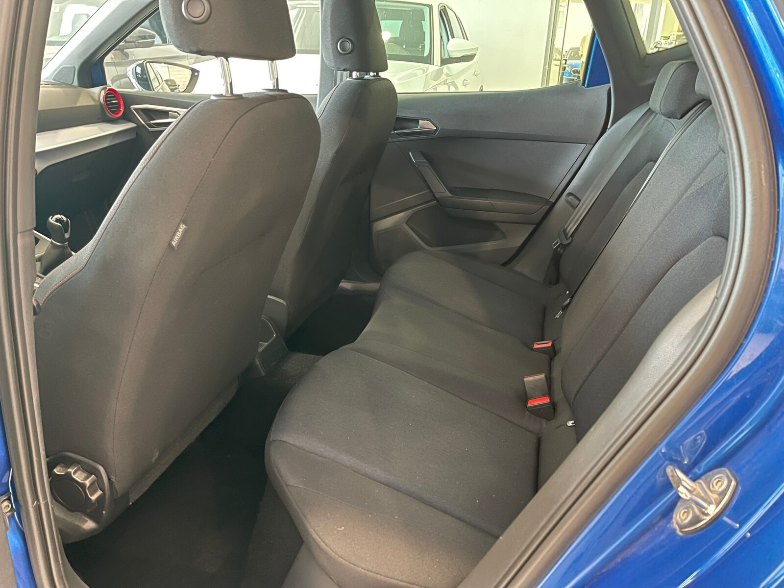 Seat Arona - zdjęcie 10