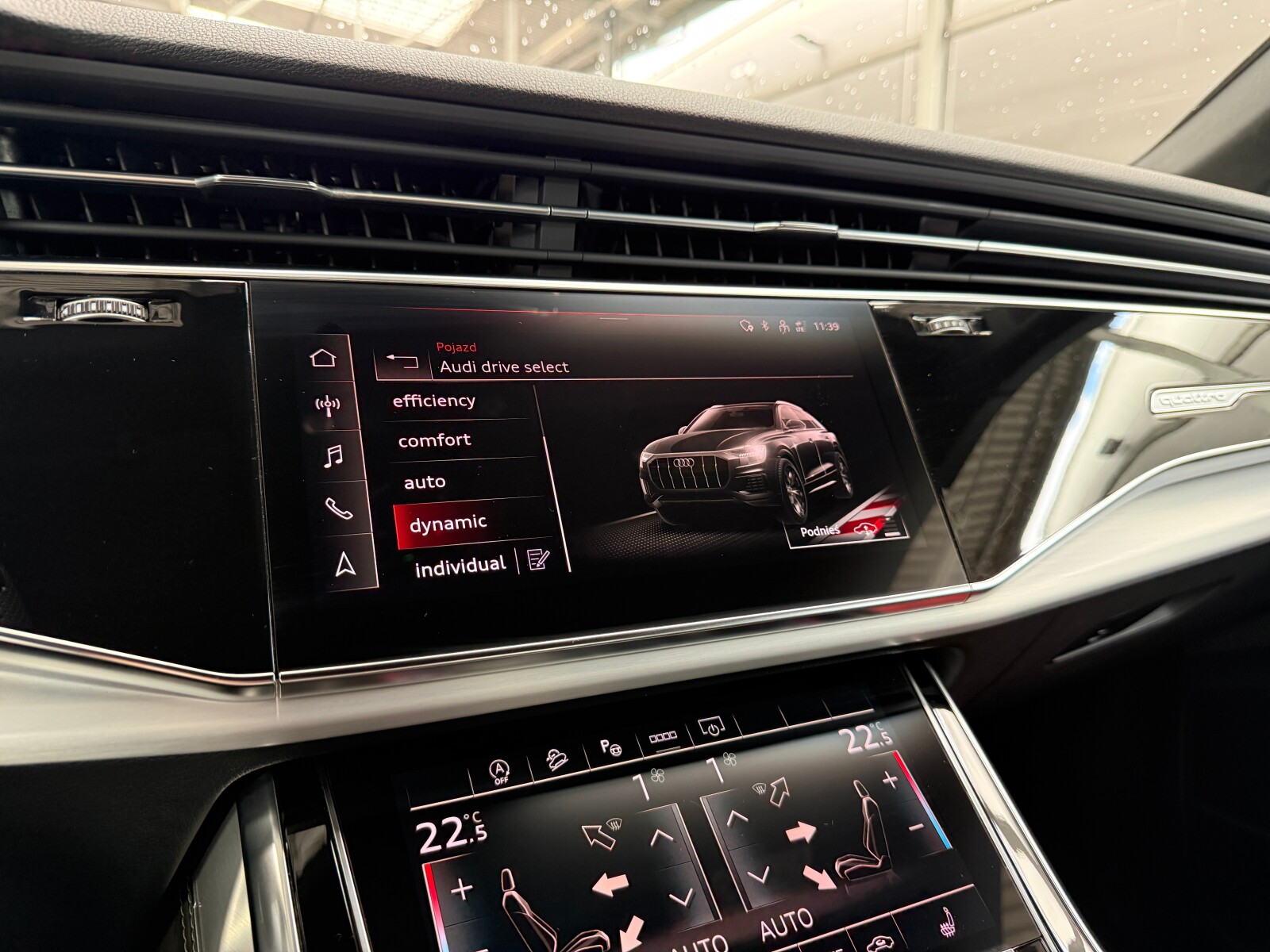 Audi Q8 - zdjęcie 32