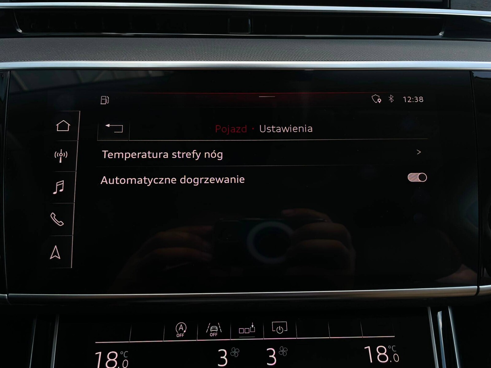 Audi A8 - zdjęcie 28
