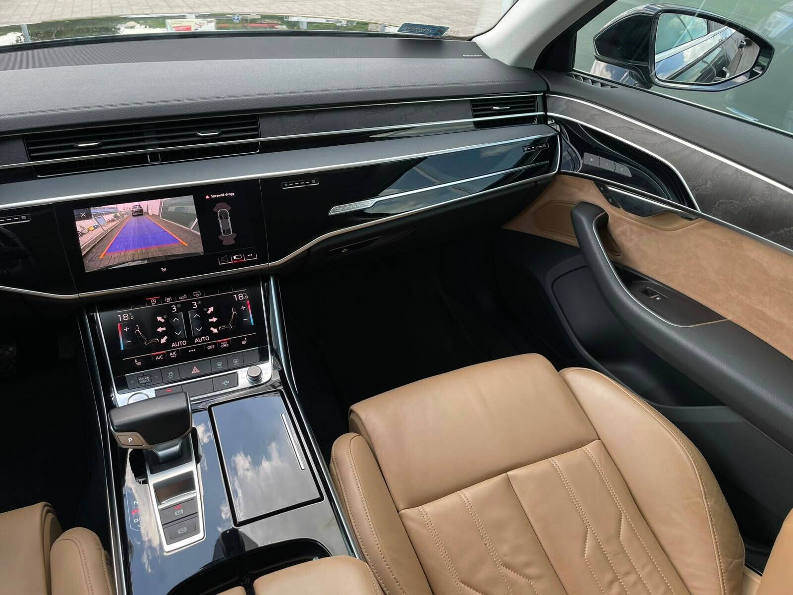 Audi A8 - zdjęcie 16