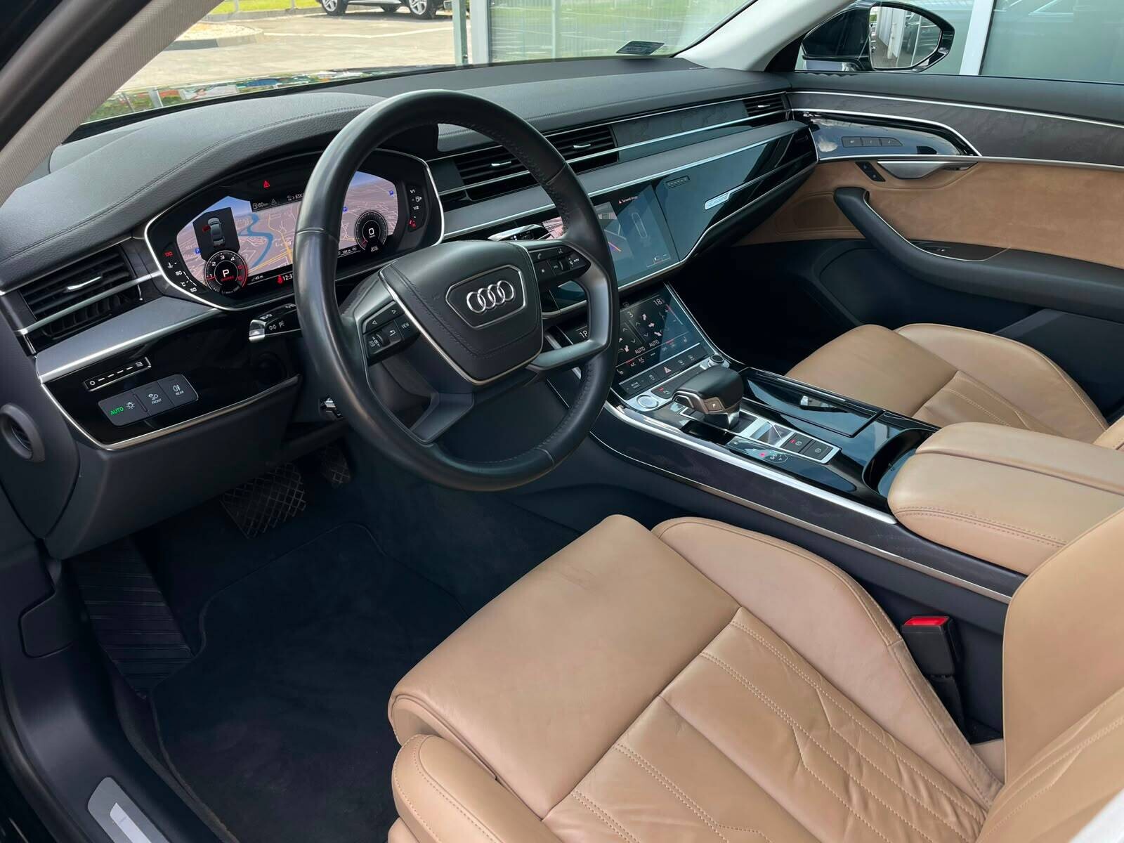 Audi A8 - zdjęcie 20