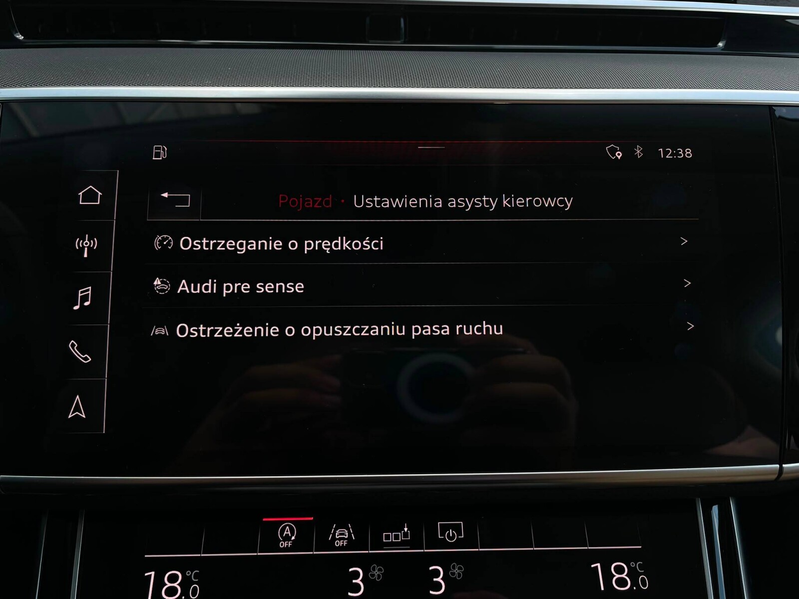 Audi A8 - zdjęcie 29