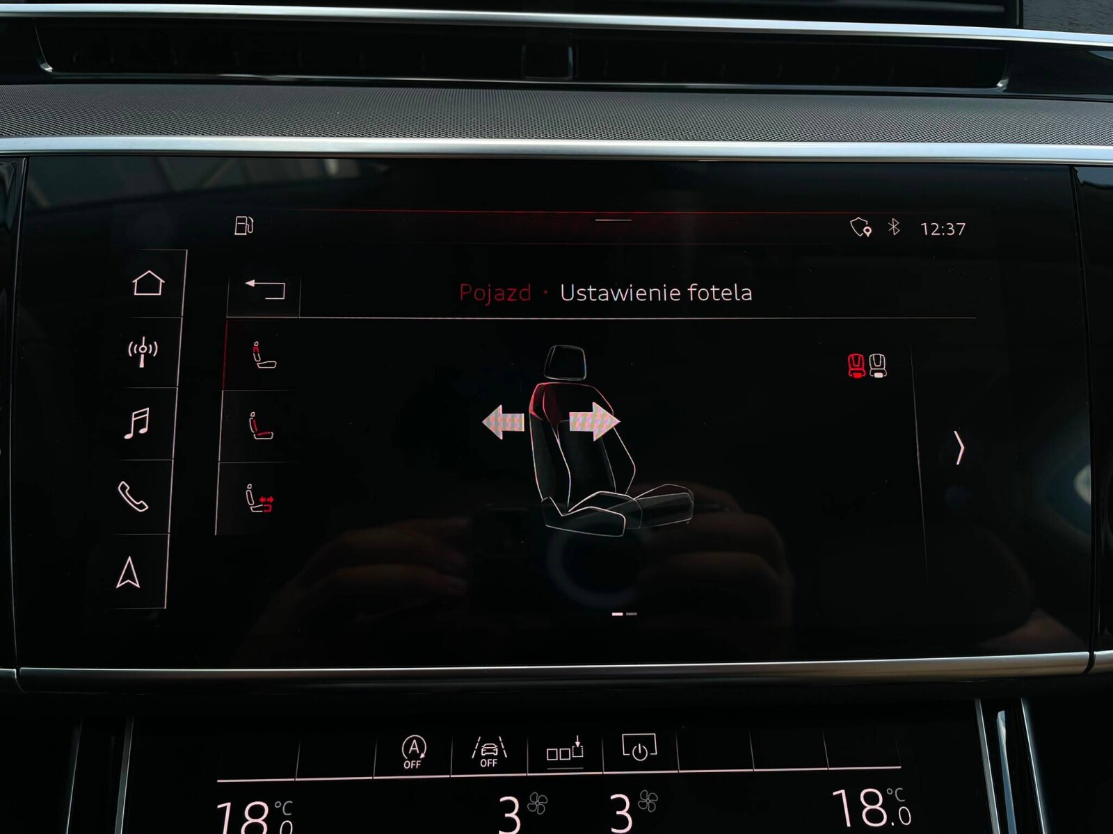 Audi A8 - zdjęcie 26